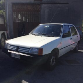 Peugeot 205